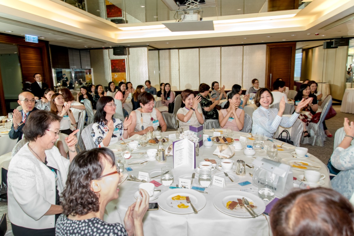 Lunch-time Talk for Gender Focal Point Network among Listed Companies photo4